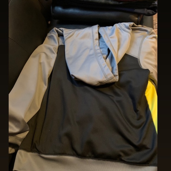 Hoodie and sweatshirt (SOLD)!!! - Picture 6 of 6